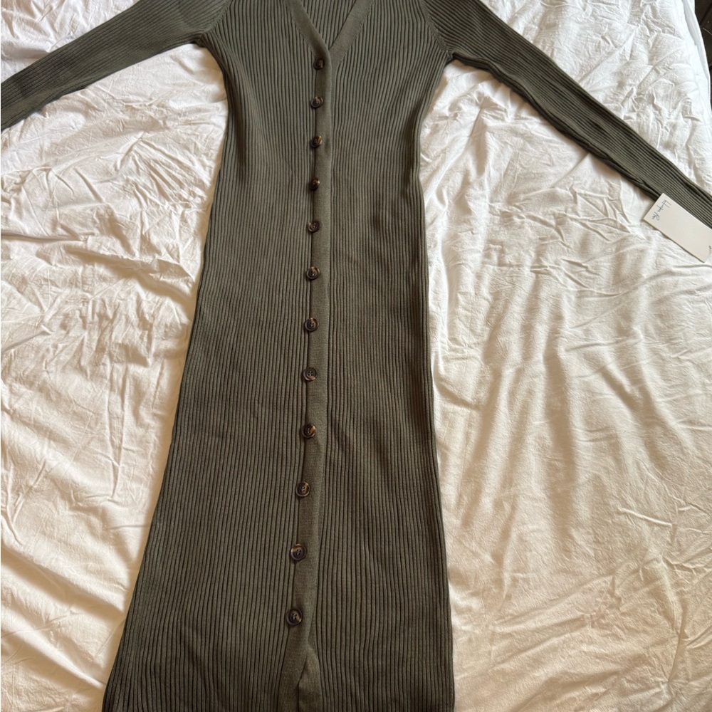 Elegant Olive Green Ribbed Button-Down Dress